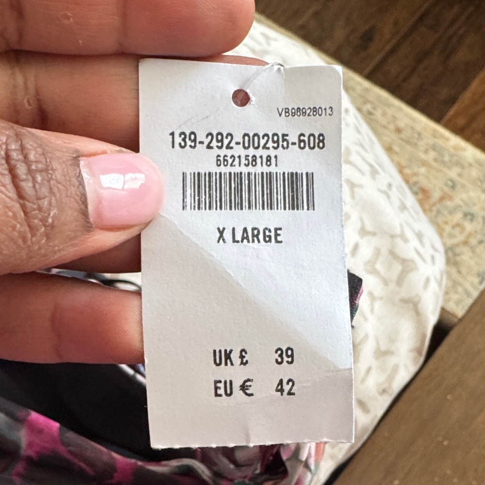 NWT Abercrombie & Fitch Floral Bodysuit - Pink and Black - Picture 3 of 4